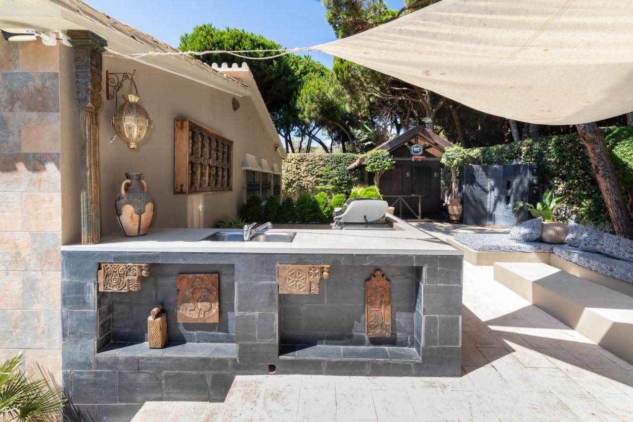 Villa In Puerto Cabopino Marbella Bagian luar foto