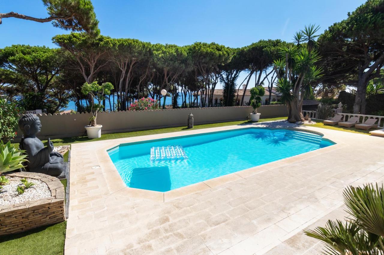 Villa In Puerto Cabopino Marbella Bagian luar foto